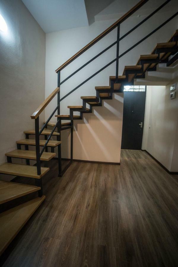 Your Apartment In This City N2 Tbilisi Esterno foto